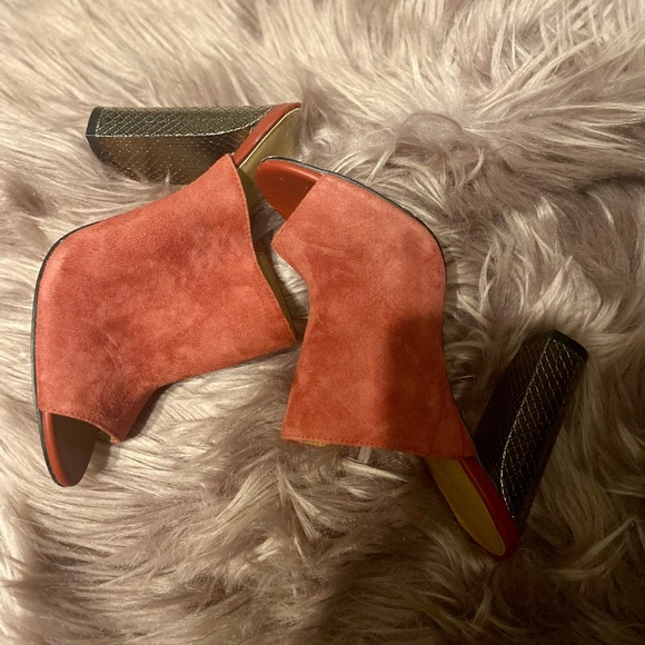 Thick heels - Picture 1 of 3